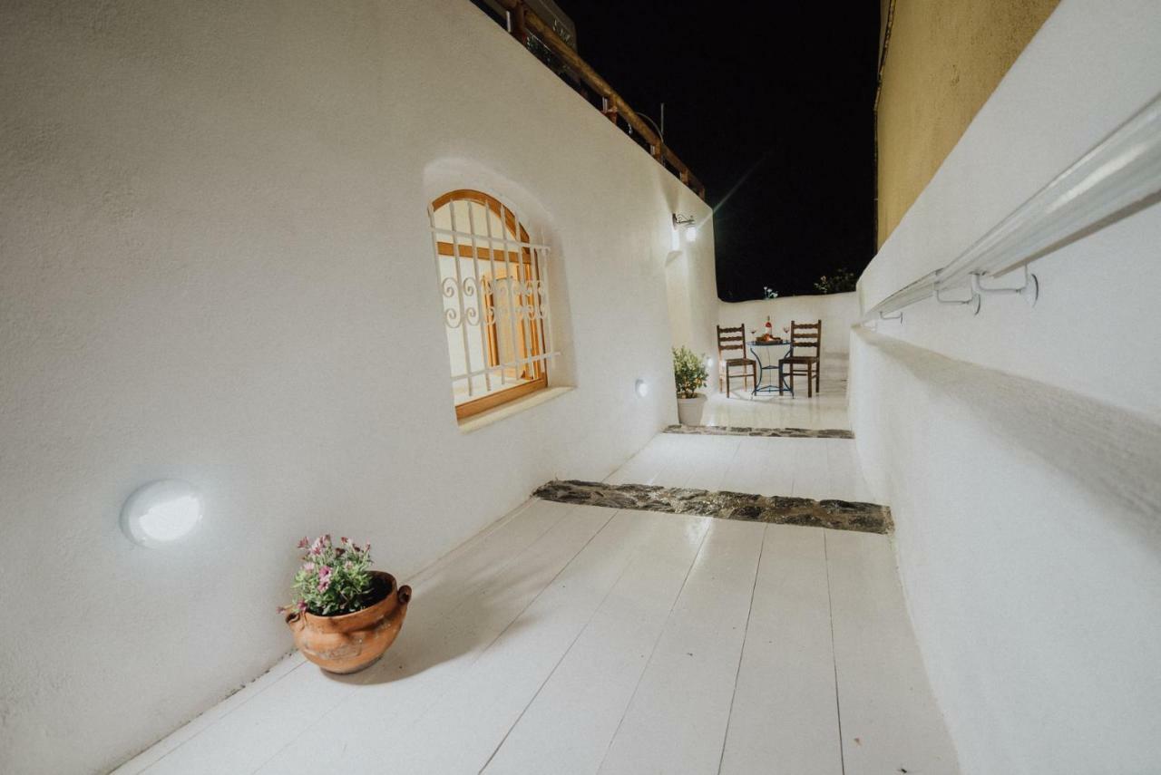 Pueblo Viejo Suites Kamári Exterior foto