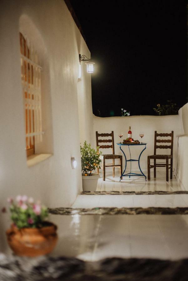 Pueblo Viejo Suites Kamári Exterior foto